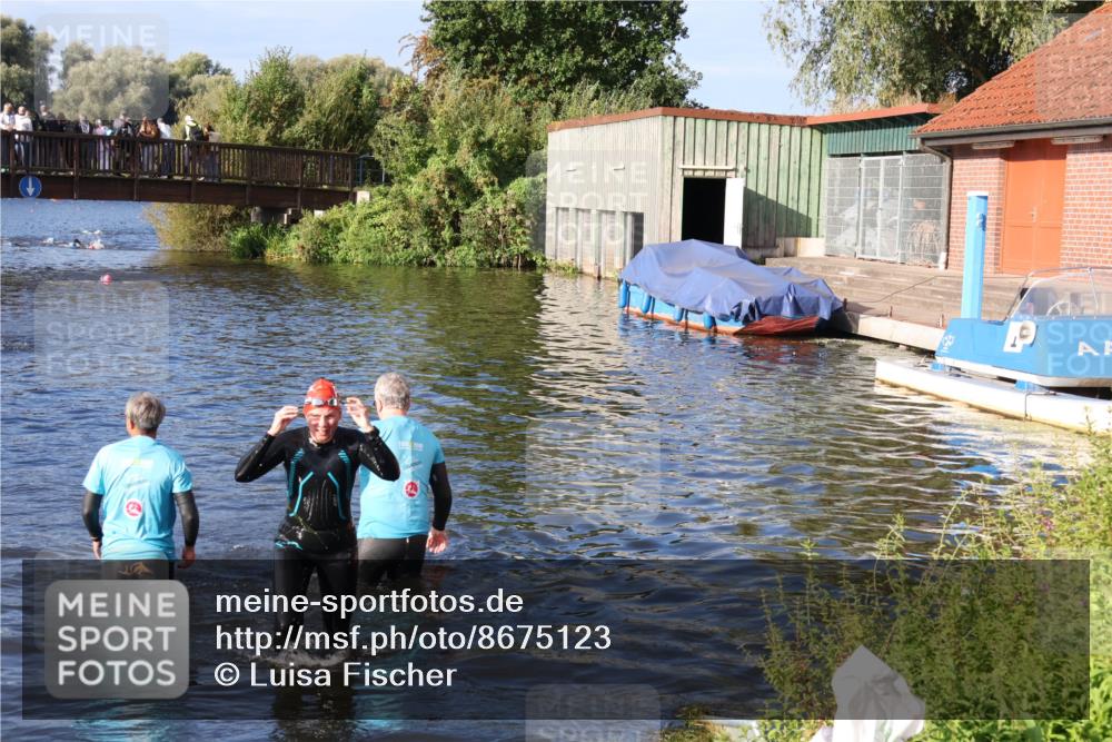31.08.2025 - Elbe Triathlon Hamburg Luisa Fischer http://msf.ph/oto/8675123 31.08.2025 08:55:00 Schwimmen 288 meine-sportfotos.de