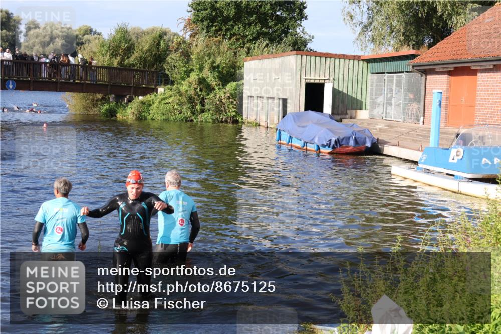 31.08.2025 - Elbe Triathlon Hamburg Luisa Fischer http://msf.ph/oto/8675125 31.08.2025 08:55:00 Schwimmen 288 meine-sportfotos.de