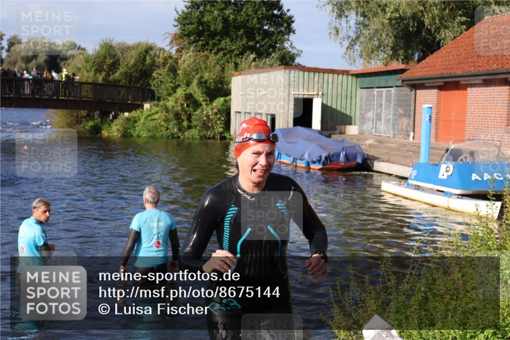 31.08.2025 - Elbe Triathlon Hamburg Luisa Fischer http://msf.ph/oto/8675144 31.08.2025 08:55:04 Schwimmen 288 meine-sportfotos.de