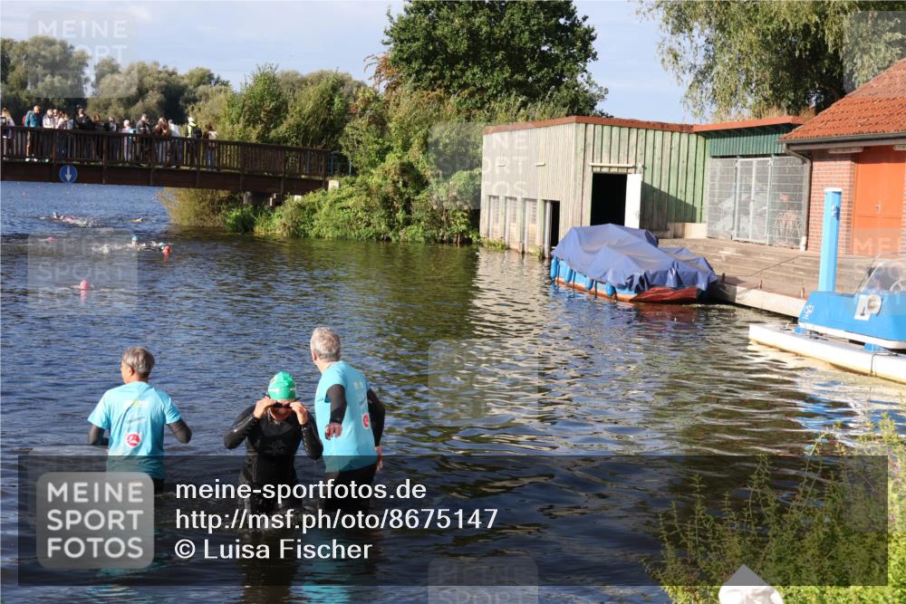 31.08.2025 - Elbe Triathlon Hamburg Luisa Fischer http://msf.ph/oto/8675147 31.08.2025 08:55:23 Schwimmen 302 meine-sportfotos.de