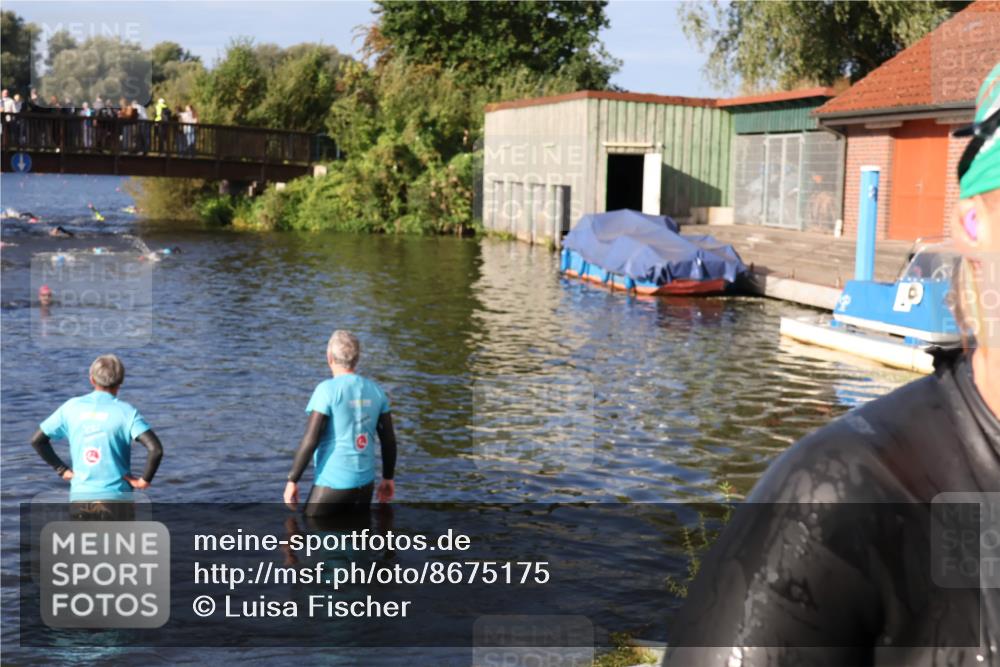 31.08.2025 - Elbe Triathlon Hamburg Luisa Fischer http://msf.ph/oto/8675175 31.08.2025 08:55:29 Schwimmen 302 meine-sportfotos.de