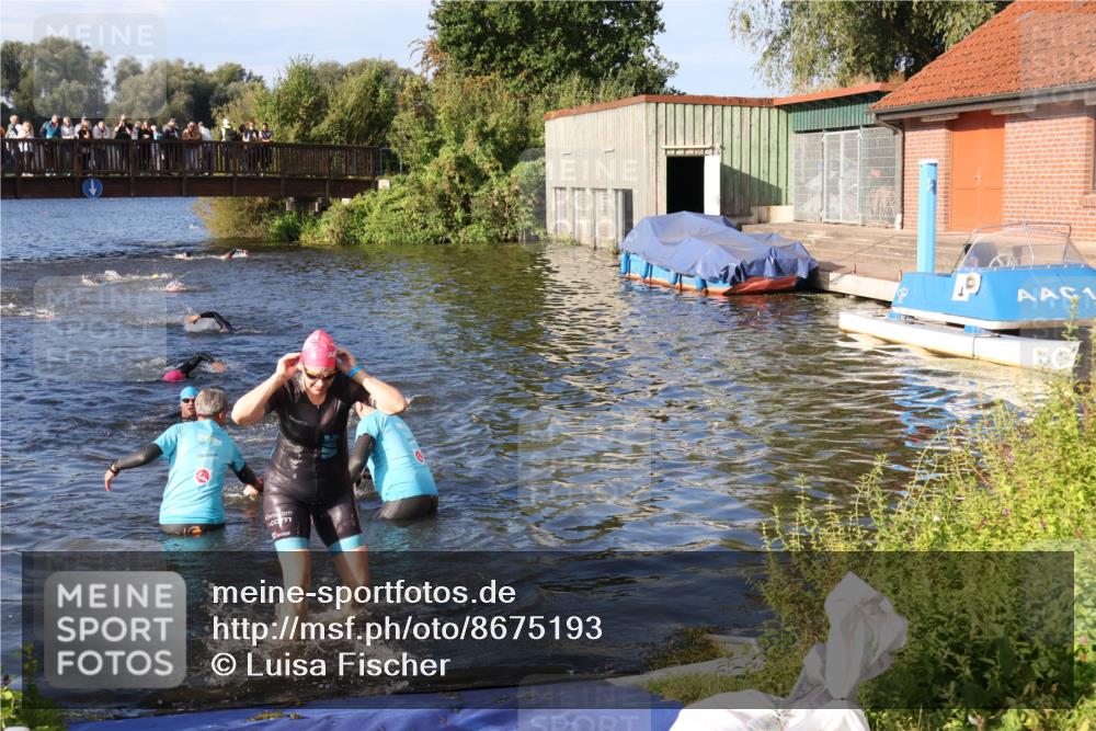 31.08.2025 - Elbe Triathlon Hamburg Luisa Fischer http://msf.ph/oto/8675193 31.08.2025 08:55:55 Schwimmen 304, 450, 468 meine-sportfotos.de