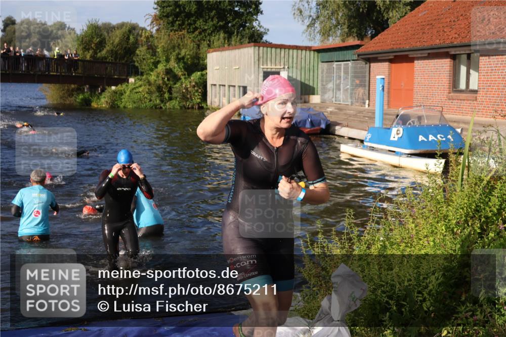 31.08.2025 - Elbe Triathlon Hamburg Luisa Fischer http://msf.ph/oto/8675211 31.08.2025 08:55:58 Schwimmen 304, 441, 450, 468, 549 meine-sportfotos.de