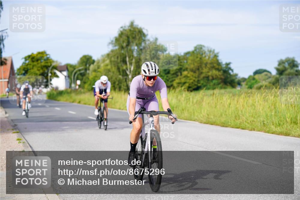 31.08.2025 - Elbe Triathlon Hamburg Michael Burmester http://msf.ph/oto/8675296 31.08.2025 10:19:12 Radfahren 487, 713, 777, 803, 828, 856, 930 meine-sportfotos.de