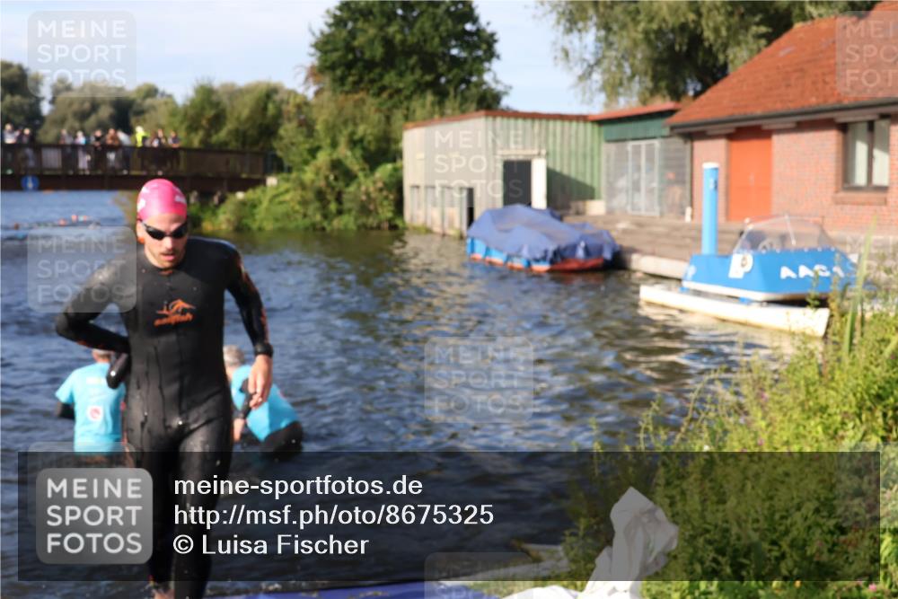 31.08.2025 - Elbe Triathlon Hamburg Luisa Fischer http://msf.ph/oto/8675325 31.08.2025 08:56:25 Schwimmen 449, 465, 479, 492 meine-sportfotos.de