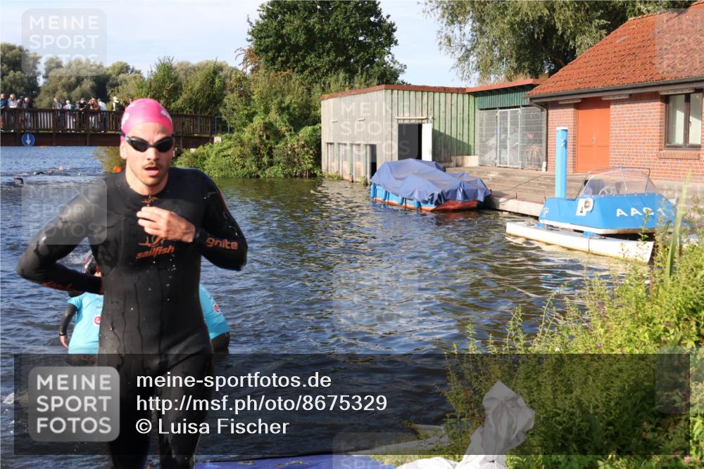 31.08.2025 - Elbe Triathlon Hamburg Luisa Fischer http://msf.ph/oto/8675329 31.08.2025 08:56:26 Schwimmen 449, 465, 479, 492 meine-sportfotos.de