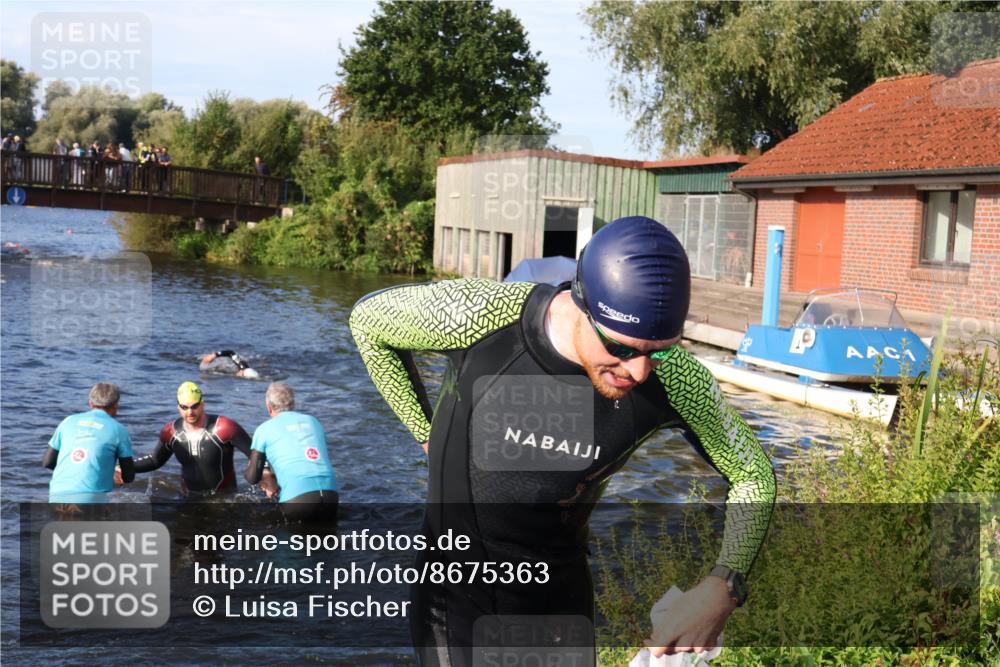 31.08.2025 - Elbe Triathlon Hamburg Luisa Fischer http://msf.ph/oto/8675363 31.08.2025 08:56:38 Schwimmen 412, 545 meine-sportfotos.de