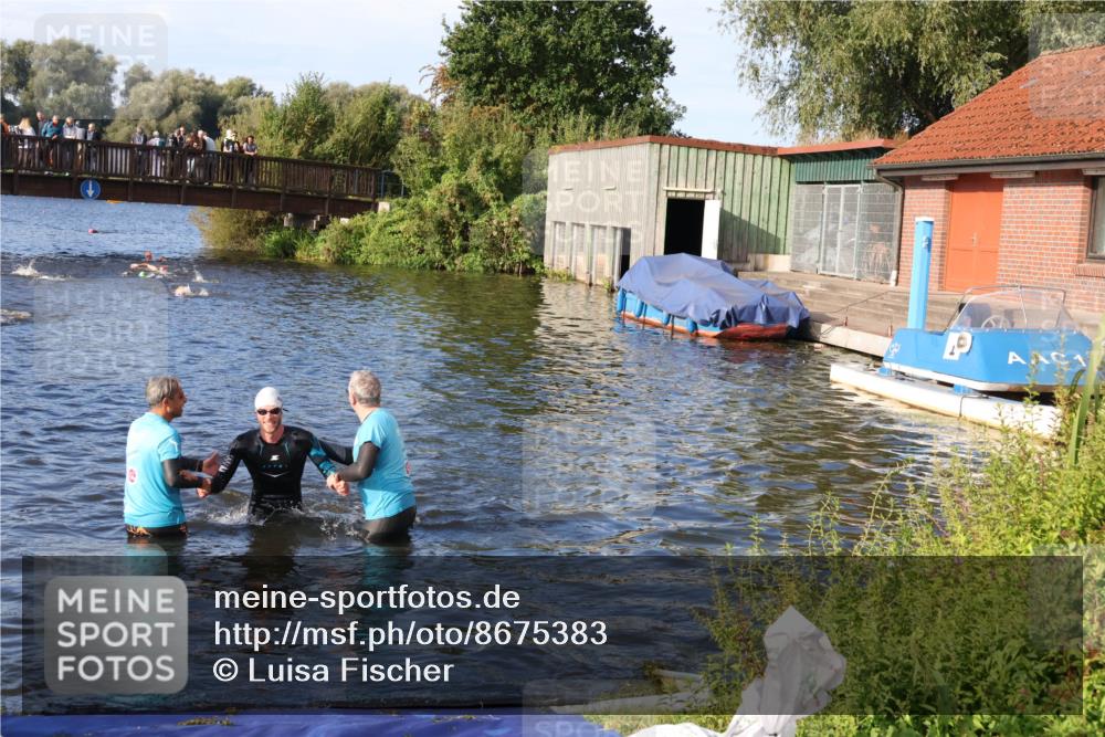 31.08.2025 - Elbe Triathlon Hamburg Luisa Fischer http://msf.ph/oto/8675383 31.08.2025 08:56:50 Schwimmen 440 meine-sportfotos.de