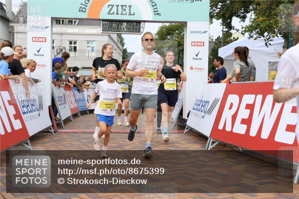 31.08.2025 - 21. Blankeneser Heldenlauf Strokosch-Dieckow http://msf.ph/oto/8675399 31.08.2025 10:34:40 Ziel 2110, 2244, 2021, 2424, 2668, 2669, 2667, 2298, 2349, 2350, 2090, 2083 meine-sportfotos.de