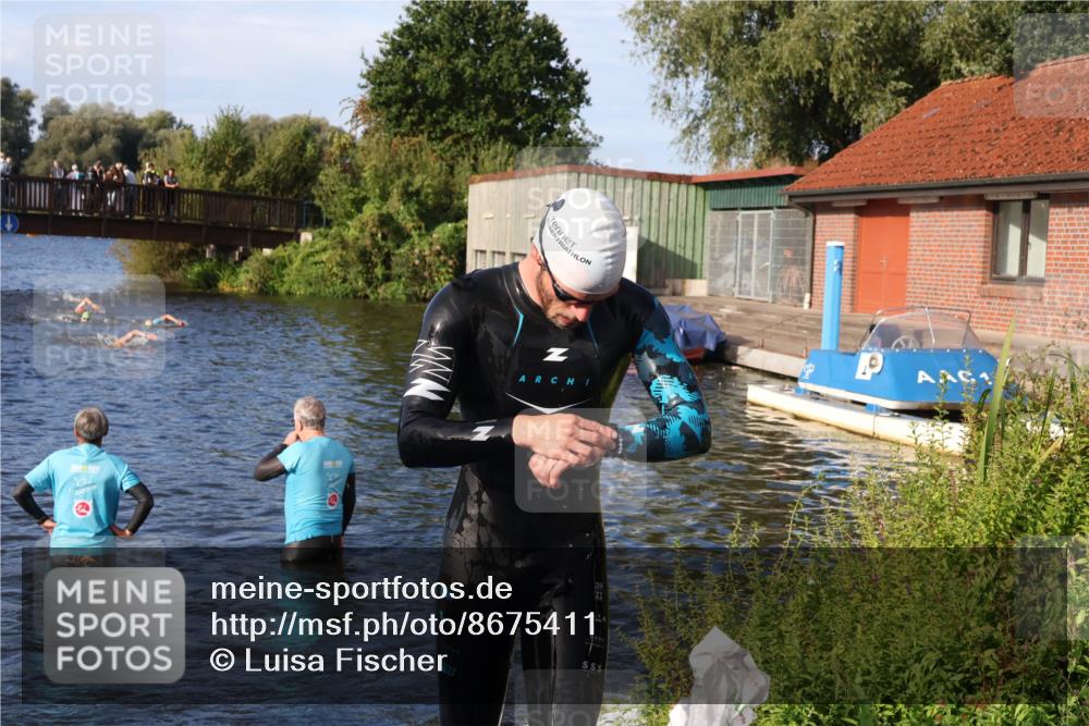 31.08.2025 - Elbe Triathlon Hamburg Luisa Fischer http://msf.ph/oto/8675411 31.08.2025 08:56:56 Schwimmen 440 meine-sportfotos.de