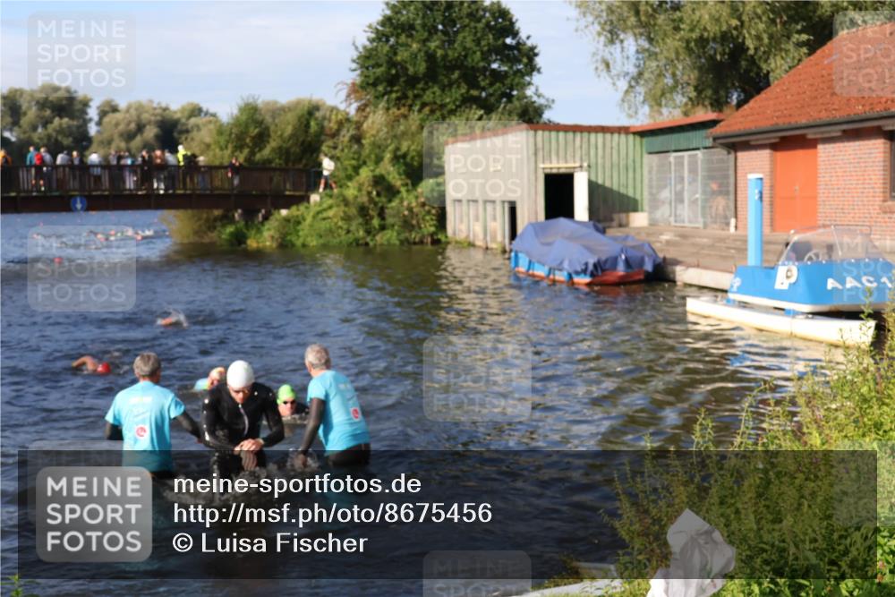 31.08.2025 - Elbe Triathlon Hamburg Luisa Fischer http://msf.ph/oto/8675456 31.08.2025 08:57:22 Schwimmen 462, 505, 516, 542 meine-sportfotos.de