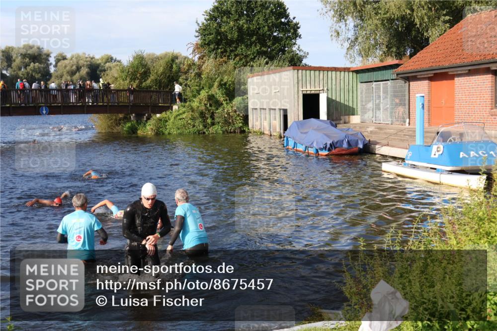 31.08.2025 - Elbe Triathlon Hamburg Luisa Fischer http://msf.ph/oto/8675457 31.08.2025 08:57:22 Schwimmen 462, 505, 516, 542 meine-sportfotos.de