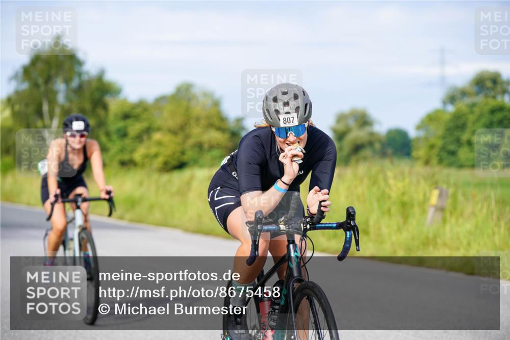 31.08.2025 - Elbe Triathlon Hamburg Michael Burmester http://msf.ph/oto/8675458 31.08.2025 10:19:58 Radfahren 609, 742, 795, 807, 816, 903, 921 meine-sportfotos.de