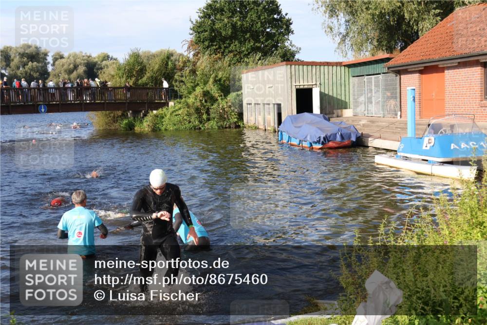 31.08.2025 - Elbe Triathlon Hamburg Luisa Fischer http://msf.ph/oto/8675460 31.08.2025 08:57:23 Schwimmen 462, 505, 516, 542 meine-sportfotos.de