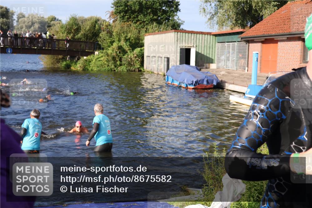 31.08.2025 - Elbe Triathlon Hamburg Luisa Fischer http://msf.ph/oto/8675582 31.08.2025 08:58:28 Schwimmen 395, 426, 430, 439 meine-sportfotos.de