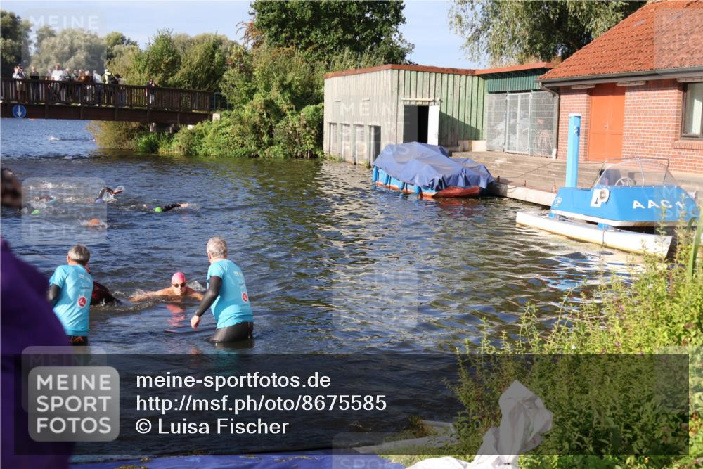 31.08.2025 - Elbe Triathlon Hamburg Luisa Fischer http://msf.ph/oto/8675585 31.08.2025 08:58:28 Schwimmen 395, 426, 430, 439 meine-sportfotos.de