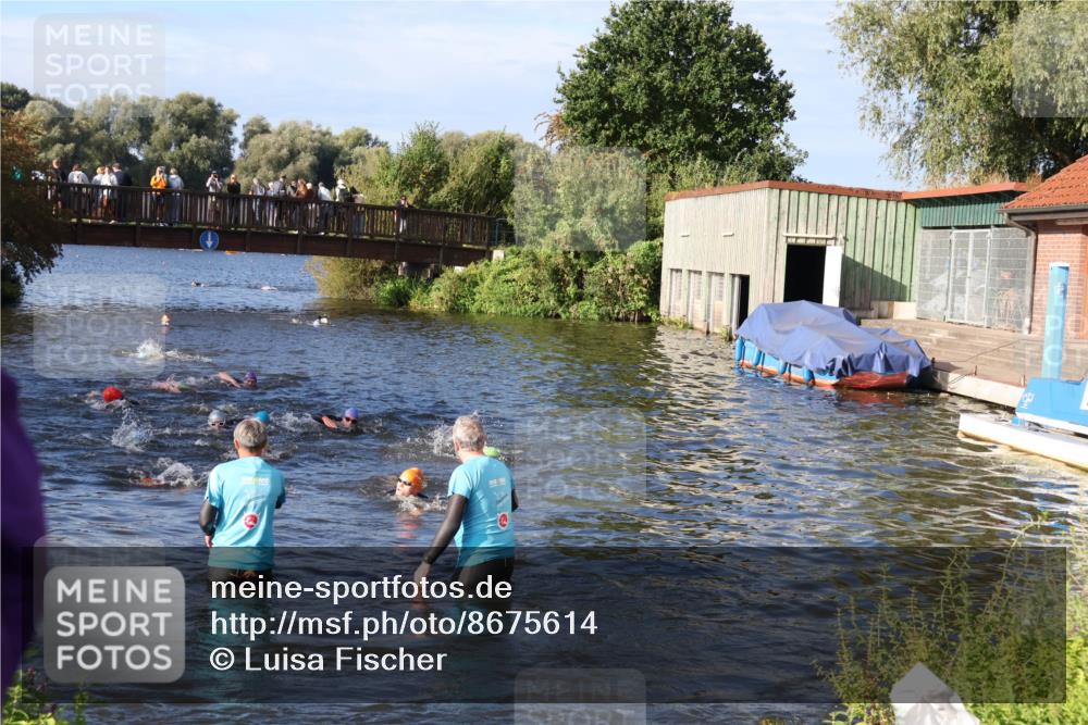 31.08.2025 - Elbe Triathlon Hamburg Luisa Fischer http://msf.ph/oto/8675614 31.08.2025 08:58:37 Schwimmen 395, 426, 464 meine-sportfotos.de