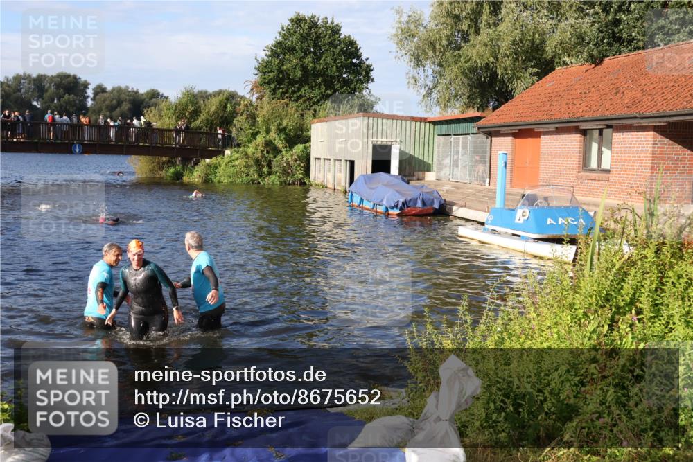 31.08.2025 - Elbe Triathlon Hamburg Luisa Fischer http://msf.ph/oto/8675652 31.08.2025 08:59:26 Schwimmen 322 meine-sportfotos.de
