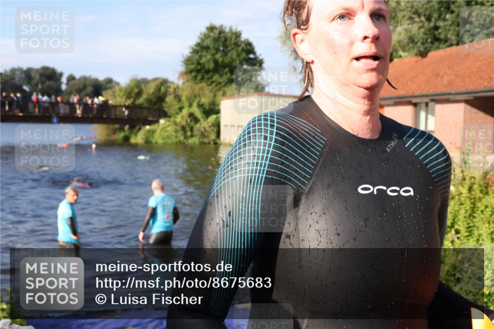 31.08.2025 - Elbe Triathlon Hamburg Luisa Fischer http://msf.ph/oto/8675683 31.08.2025 08:59:32 Schwimmen 322 meine-sportfotos.de