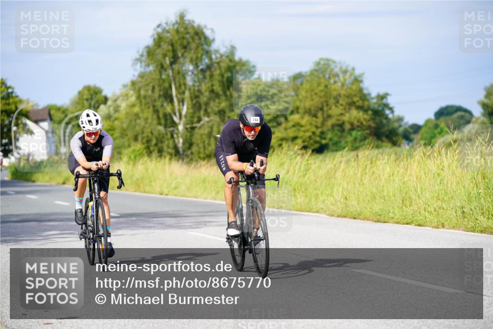 31.08.2025 - Elbe Triathlon Hamburg Michael Burmester http://msf.ph/oto/8675770 31.08.2025 10:21:26 Radfahren 687, 744, 790, 822, 1034 meine-sportfotos.de