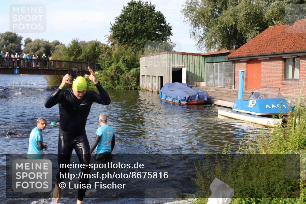 31.08.2025 - Elbe Triathlon Hamburg Luisa Fischer http://msf.ph/oto/8675816 31.08.2025 09:00:58 Schwimmen 414, 514 meine-sportfotos.de