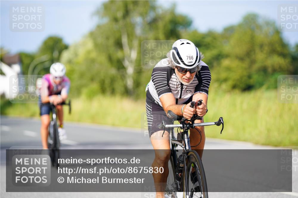 31.08.2025 - Elbe Triathlon Hamburg Michael Burmester http://msf.ph/oto/8675830 31.08.2025 10:21:42 Radfahren 736, 764, 766, 788, 895, 900, 907, 933 meine-sportfotos.de