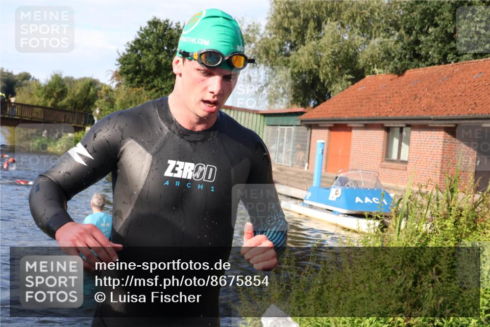 31.08.2025 - Elbe Triathlon Hamburg Luisa Fischer http://msf.ph/oto/8675854 31.08.2025 09:01:13 Schwimmen 471 meine-sportfotos.de