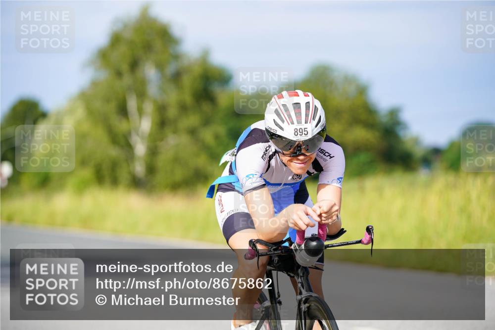 31.08.2025 - Elbe Triathlon Hamburg Michael Burmester http://msf.ph/oto/8675862 31.08.2025 10:21:47 Radfahren 764, 849, 895, 900, 1001, 1024 meine-sportfotos.de