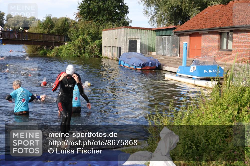 31.08.2025 - Elbe Triathlon Hamburg Luisa Fischer http://msf.ph/oto/8675868 31.08.2025 09:01:32 Schwimmen 502, 533 meine-sportfotos.de