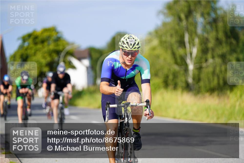 31.08.2025 - Elbe Triathlon Hamburg Michael Burmester http://msf.ph/oto/8675869 31.08.2025 10:21:51 Radfahren 654, 769, 844, 849, 953, 1001, 1024 meine-sportfotos.de