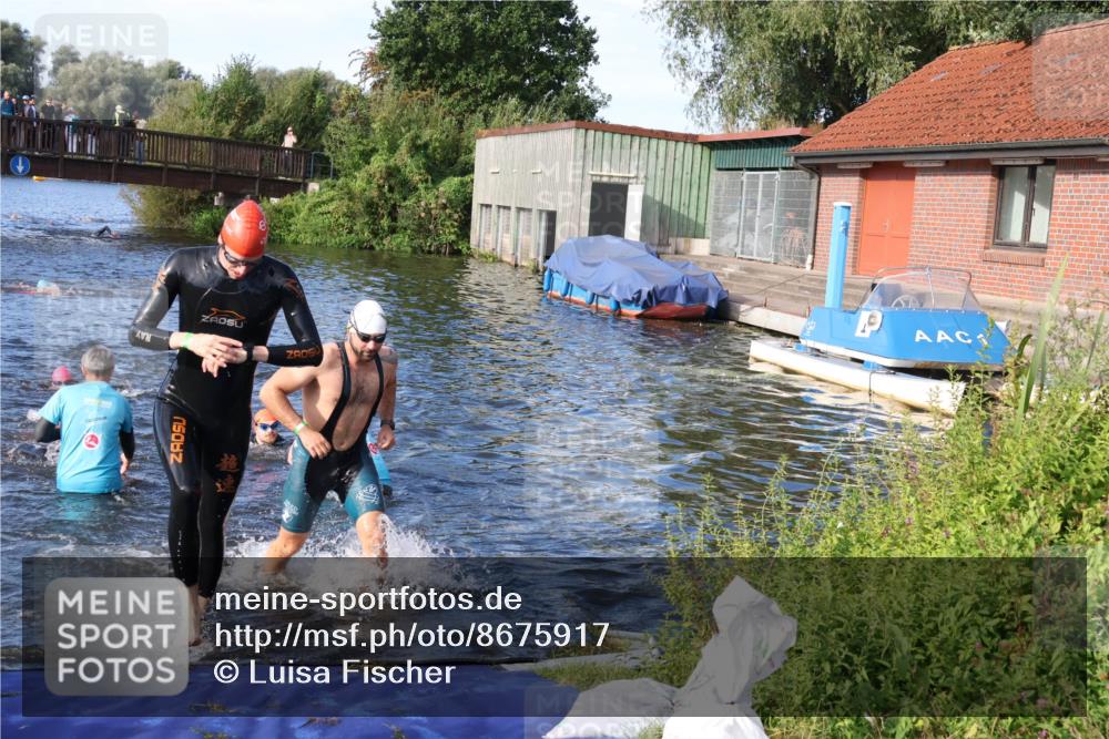 31.08.2025 - Elbe Triathlon Hamburg Luisa Fischer http://msf.ph/oto/8675917 31.08.2025 09:01:52 Schwimmen 421, 434, 444, 519 meine-sportfotos.de