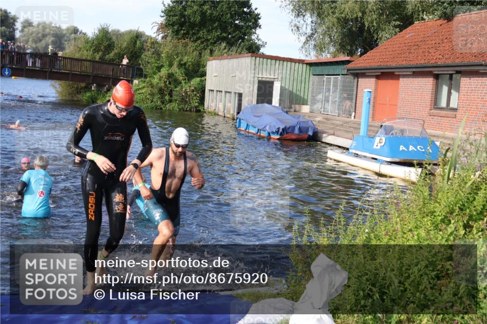 31.08.2025 - Elbe Triathlon Hamburg Luisa Fischer http://msf.ph/oto/8675920 31.08.2025 09:01:52 Schwimmen 421, 434, 444, 519 meine-sportfotos.de