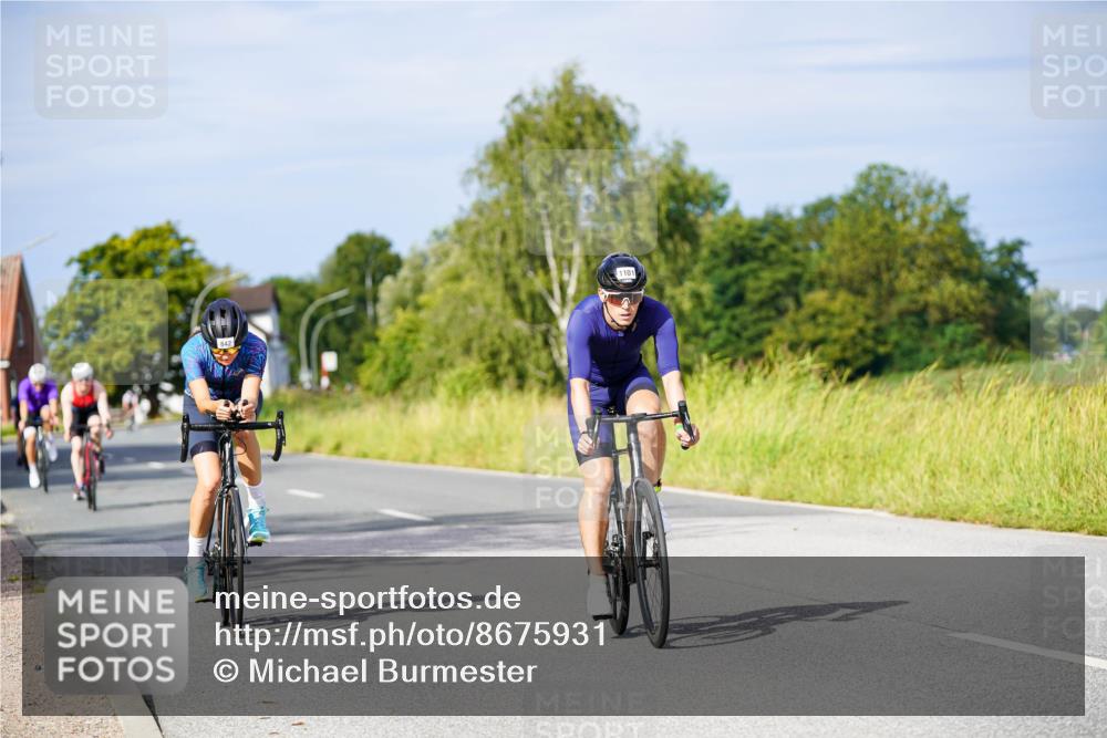 31.08.2025 - Elbe Triathlon Hamburg Michael Burmester http://msf.ph/oto/8675931 31.08.2025 10:22:02 Radfahren 413, 796, 810, 814, 842, 1030, 1042, 1081, 1101 meine-sportfotos.de