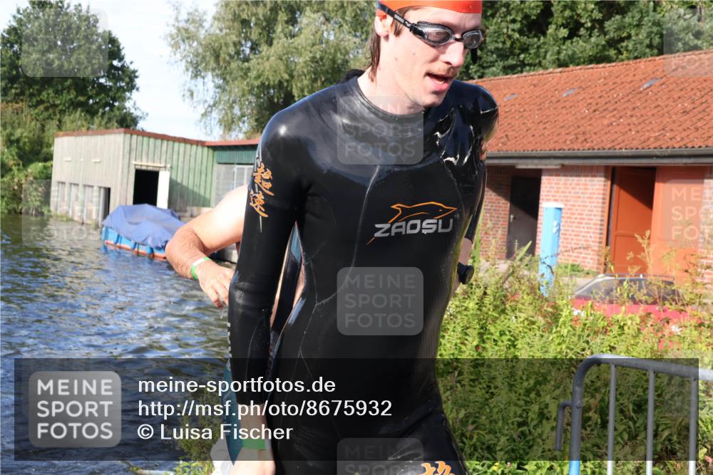 31.08.2025 - Elbe Triathlon Hamburg Luisa Fischer http://msf.ph/oto/8675932 31.08.2025 09:01:55 Schwimmen 421, 434, 444, 507, 519 meine-sportfotos.de