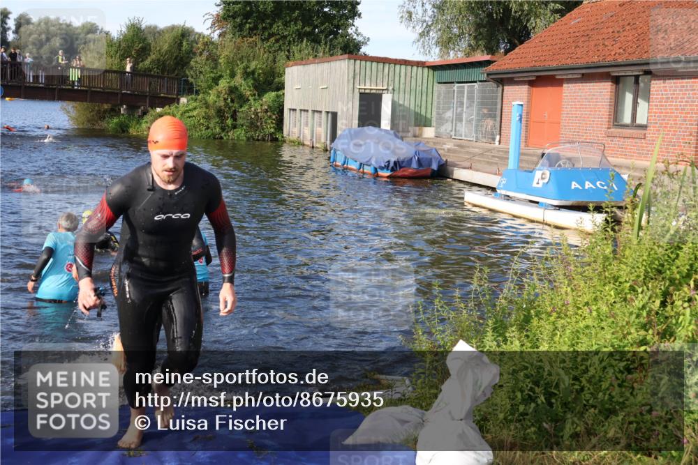 31.08.2025 - Elbe Triathlon Hamburg Luisa Fischer http://msf.ph/oto/8675935 31.08.2025 09:01:59 Schwimmen 434, 469, 507, 519 meine-sportfotos.de