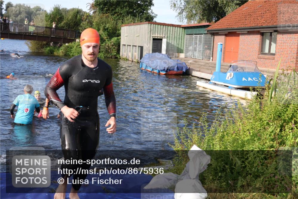 31.08.2025 - Elbe Triathlon Hamburg Luisa Fischer http://msf.ph/oto/8675936 31.08.2025 09:01:59 Schwimmen 434, 469, 507, 519 meine-sportfotos.de