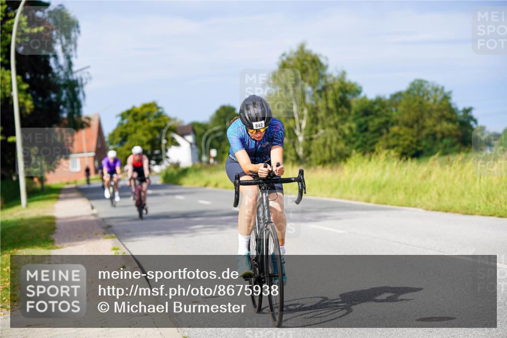 31.08.2025 - Elbe Triathlon Hamburg Michael Burmester http://msf.ph/oto/8675938 31.08.2025 10:22:03 Radfahren 413, 783, 796, 814, 842, 1030, 1042, 1081, 1101 meine-sportfotos.de