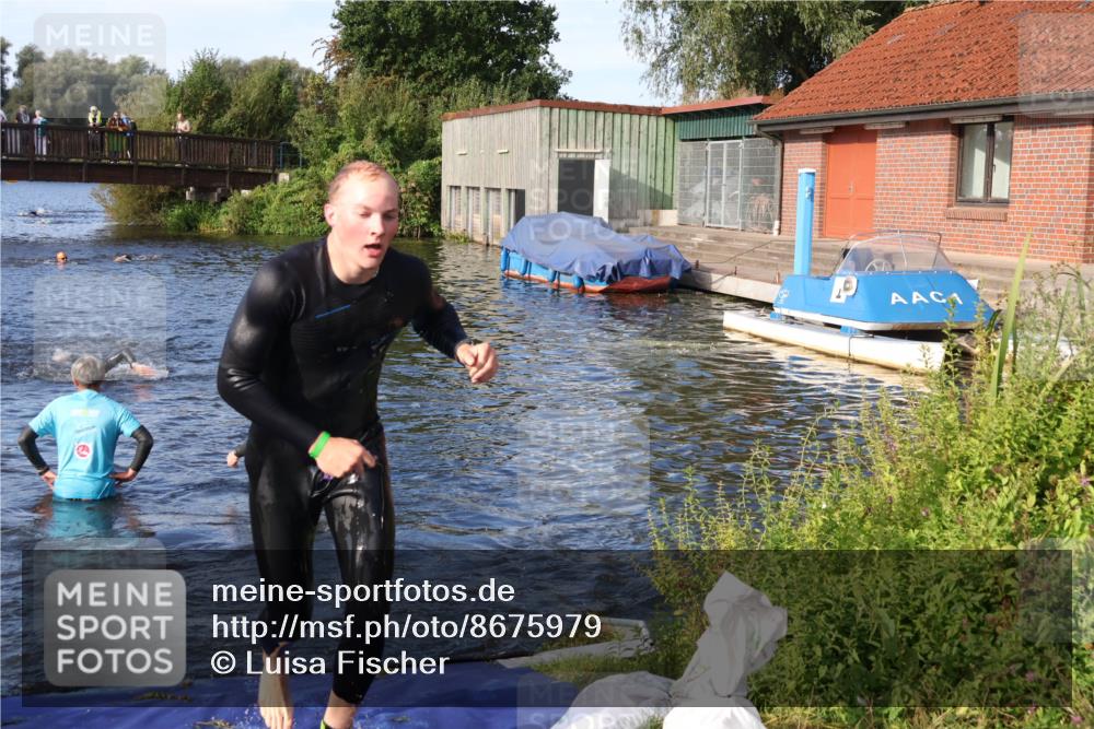 31.08.2025 - Elbe Triathlon Hamburg Luisa Fischer http://msf.ph/oto/8675979 31.08.2025 09:02:23 Schwimmen 415, 600 meine-sportfotos.de