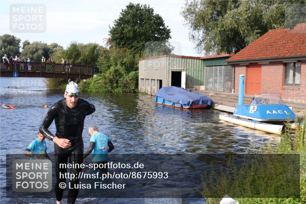 31.08.2025 - Elbe Triathlon Hamburg Luisa Fischer http://msf.ph/oto/8675993 31.08.2025 09:02:33 Schwimmen 600 meine-sportfotos.de