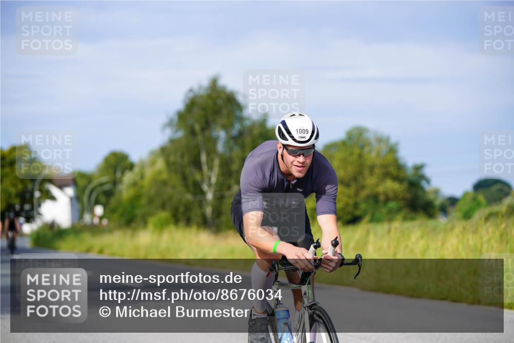 31.08.2025 - Elbe Triathlon Hamburg Michael Burmester http://msf.ph/oto/8676034 31.08.2025 10:22:25 Radfahren 832, 899, 983, 1009, 1051, 1052, 1085 meine-sportfotos.de
