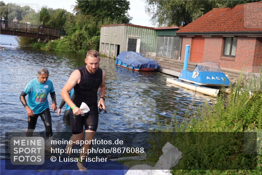31.08.2025 - Elbe Triathlon Hamburg Luisa Fischer http://msf.ph/oto/8676088 31.08.2025 09:04:01 Schwimmen 528 meine-sportfotos.de