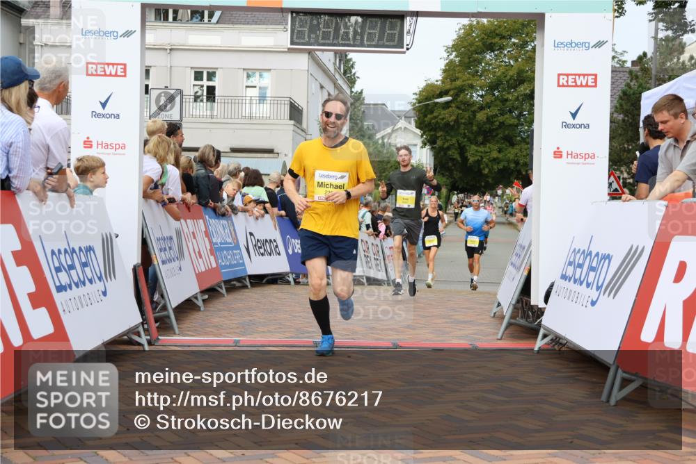 31.08.2025 - 21. Blankeneser Heldenlauf Strokosch-Dieckow http://msf.ph/oto/8676217 31.08.2025 10:28:37 Ziel 2173, 2727, 2351, 2687 meine-sportfotos.de