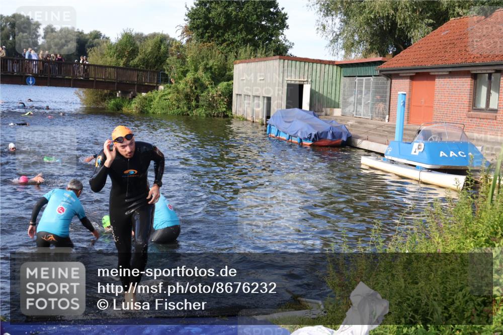 31.08.2025 - Elbe Triathlon Hamburg Luisa Fischer http://msf.ph/oto/8676232 31.08.2025 09:06:06 Schwimmen 447, 517, 645 meine-sportfotos.de