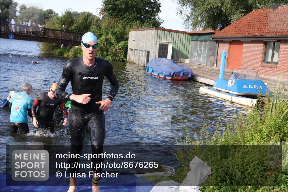 31.08.2025 - Elbe Triathlon Hamburg Luisa Fischer http://msf.ph/oto/8676265 31.08.2025 09:06:21 Schwimmen 410, 416, 524, 530, 598 meine-sportfotos.de