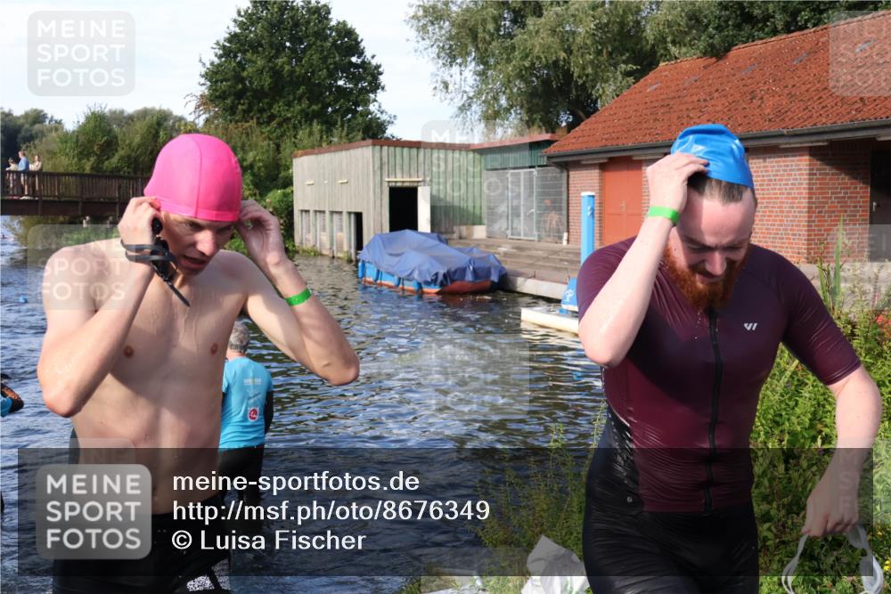 31.08.2025 - Elbe Triathlon Hamburg Luisa Fischer http://msf.ph/oto/8676349 31.08.2025 09:07:03 Schwimmen 391, 508, 526 meine-sportfotos.de