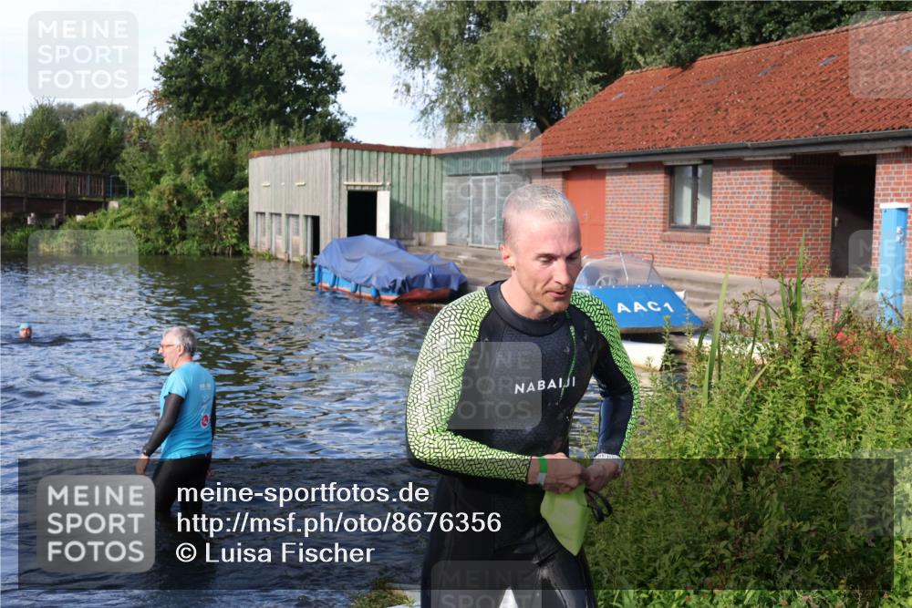 31.08.2025 - Elbe Triathlon Hamburg Luisa Fischer http://msf.ph/oto/8676356 31.08.2025 09:07:06 Schwimmen 391, 508, 510, 526 meine-sportfotos.de