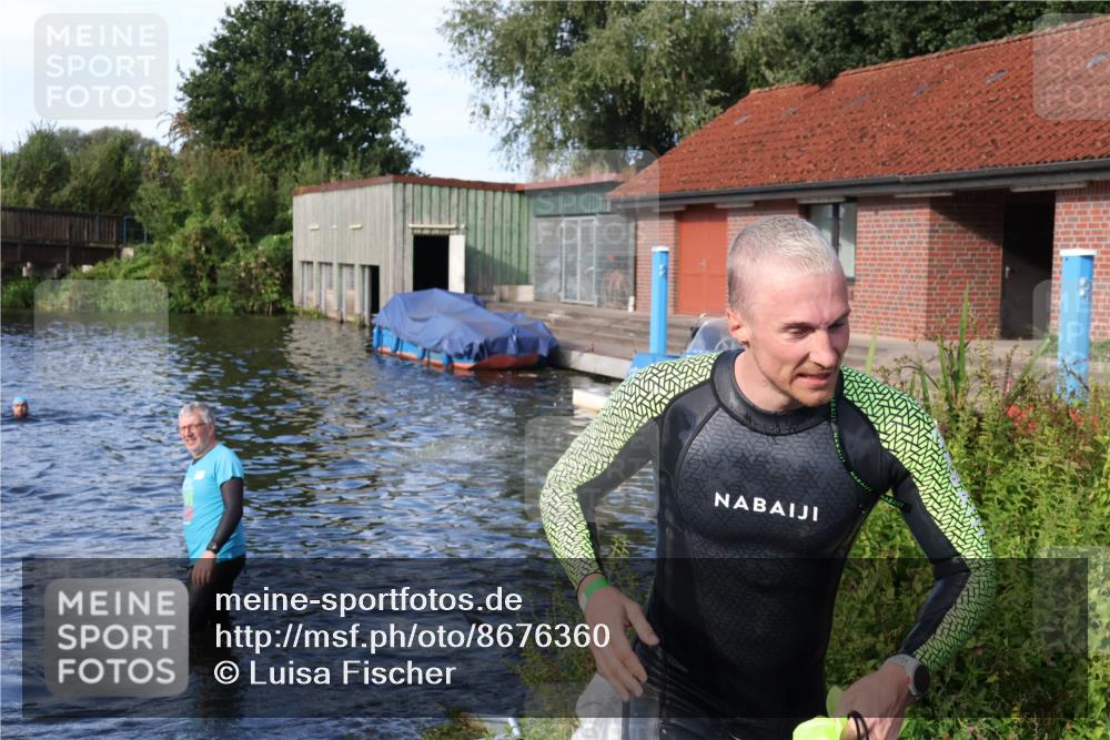 31.08.2025 - Elbe Triathlon Hamburg Luisa Fischer http://msf.ph/oto/8676360 31.08.2025 09:07:06 Schwimmen 391, 508, 510, 526 meine-sportfotos.de
