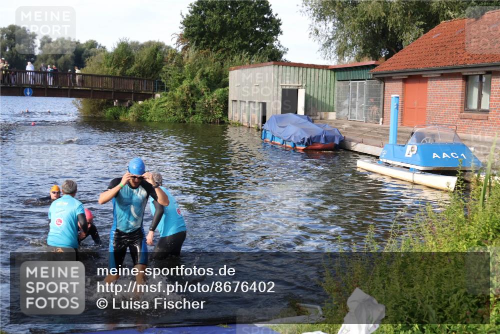 31.08.2025 - Elbe Triathlon Hamburg Luisa Fischer http://msf.ph/oto/8676402 31.08.2025 09:07:32 Schwimmen 388, 402, 405, 487, 618 meine-sportfotos.de