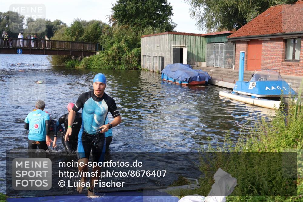 31.08.2025 - Elbe Triathlon Hamburg Luisa Fischer http://msf.ph/oto/8676407 31.08.2025 09:07:33 Schwimmen 402, 405, 487, 618 meine-sportfotos.de