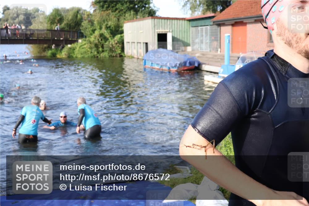 31.08.2025 - Elbe Triathlon Hamburg Luisa Fischer http://msf.ph/oto/8676572 31.08.2025 09:09:09 Schwimmen 417, 418, 472, 511 meine-sportfotos.de